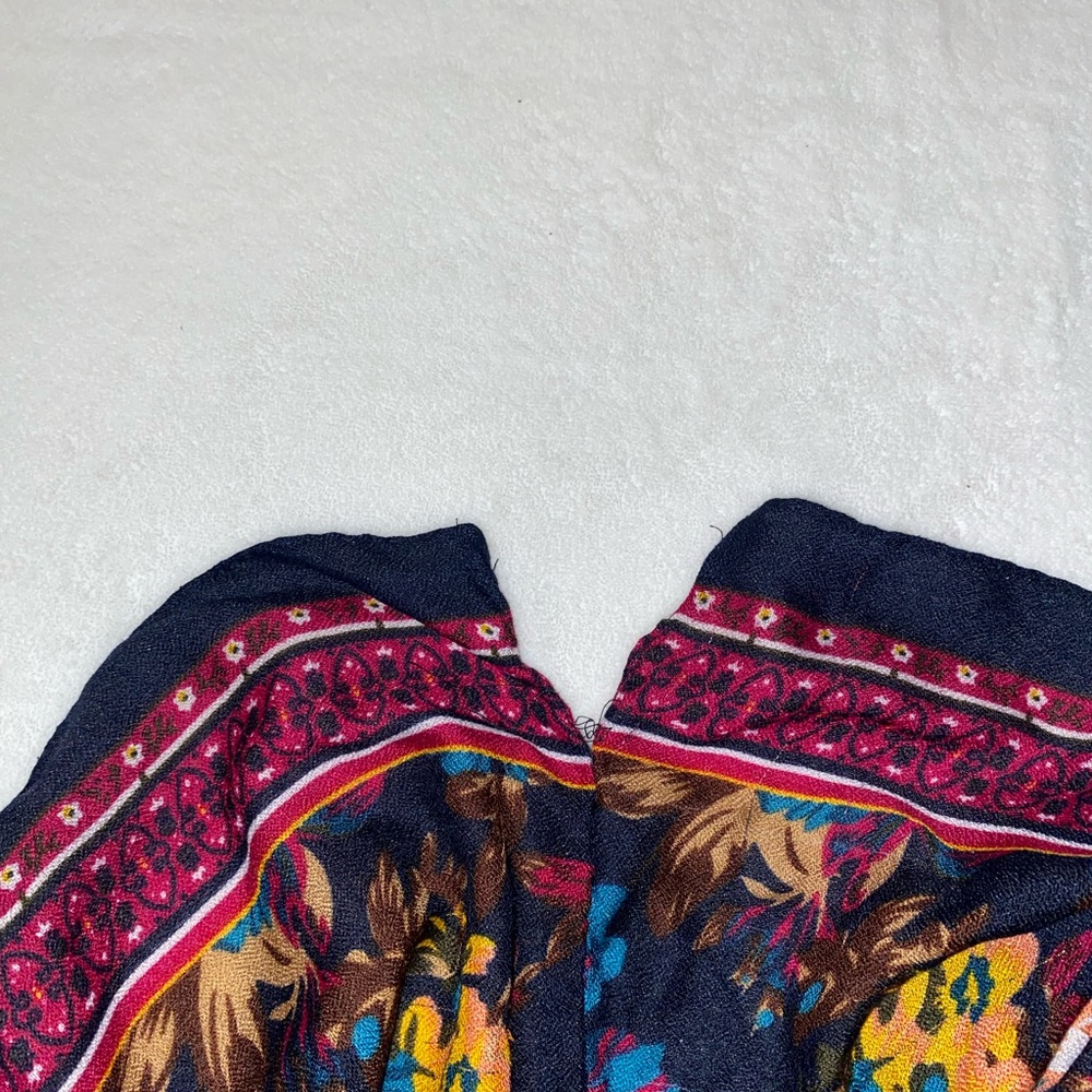 Multicolor Floral Print Infinity Scarf - Picture 3 of 4